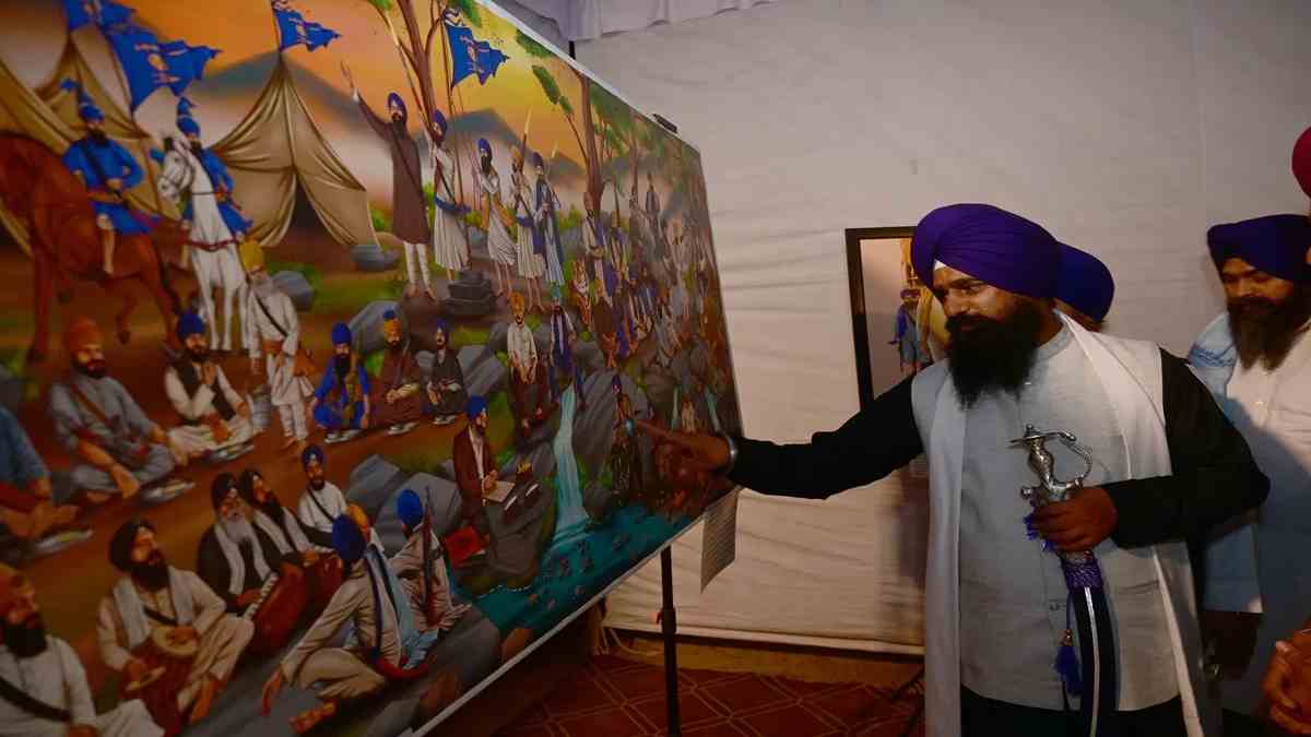 Akal Takht Acting Jathedar Advises Gurdwaras Against Hosting Yoga Sessions