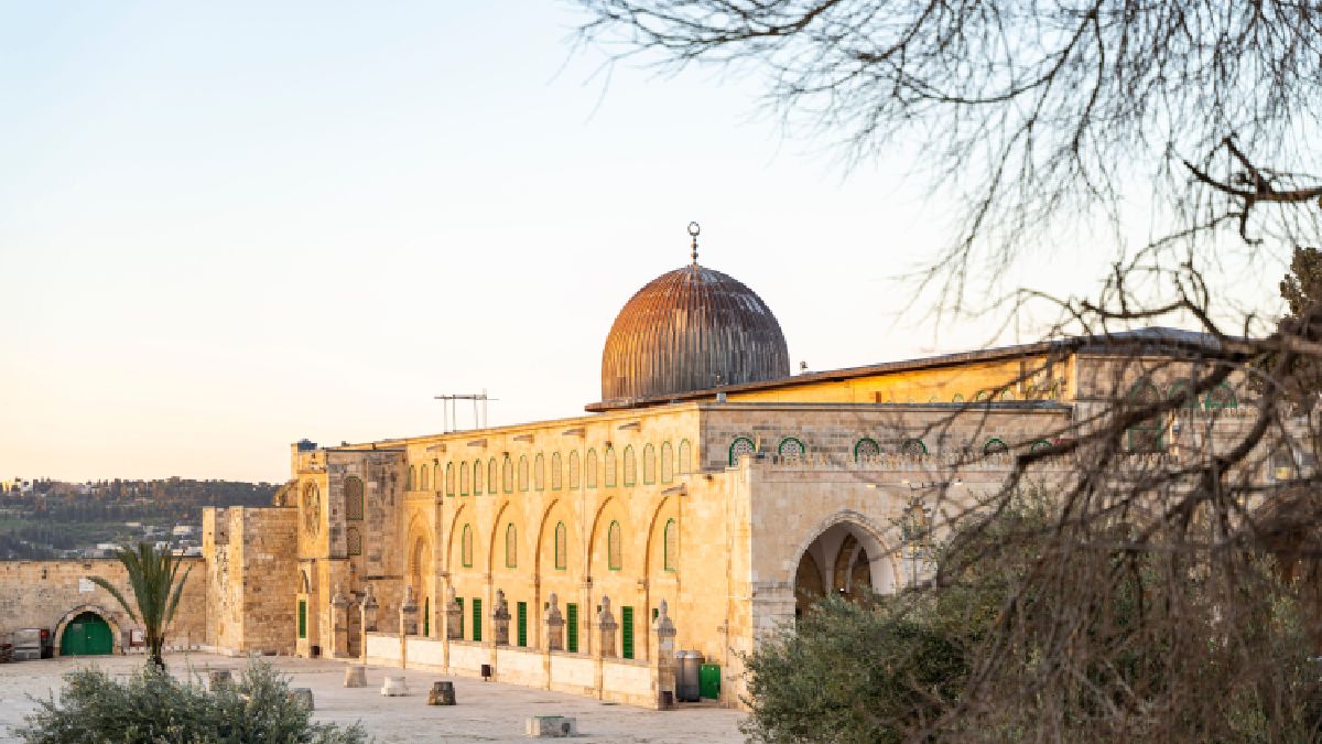 Eight Muslim Nations Condemn Israeli Actions at Al-Aqsa Mosque, Warn of Rising Jerusalem Tensions
