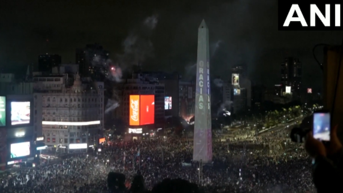 Argentina Fans Celebrate World Cup Second Place at Buenos Aires Obelisk | Photo Credit: https://x.com/ANI