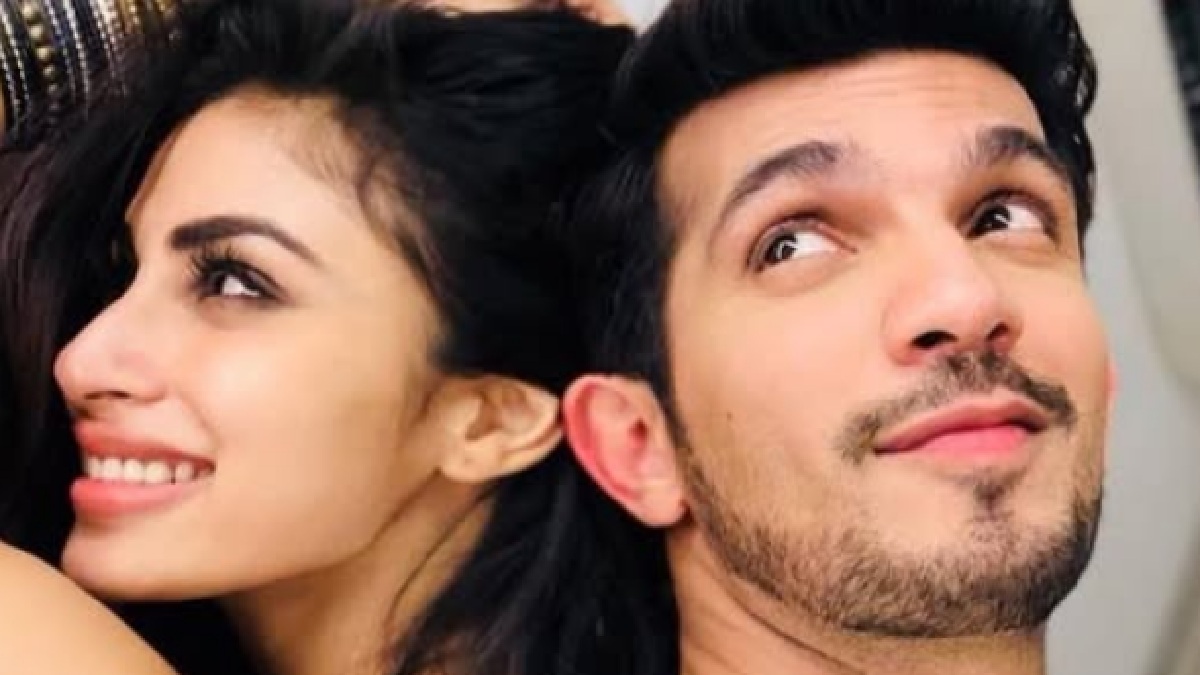 Mouni Roy Dating Rumours: Arjun Bijlani Says Close Friends Need Not Be Romantic Partners | Photo Credit: https://www.facebook.com