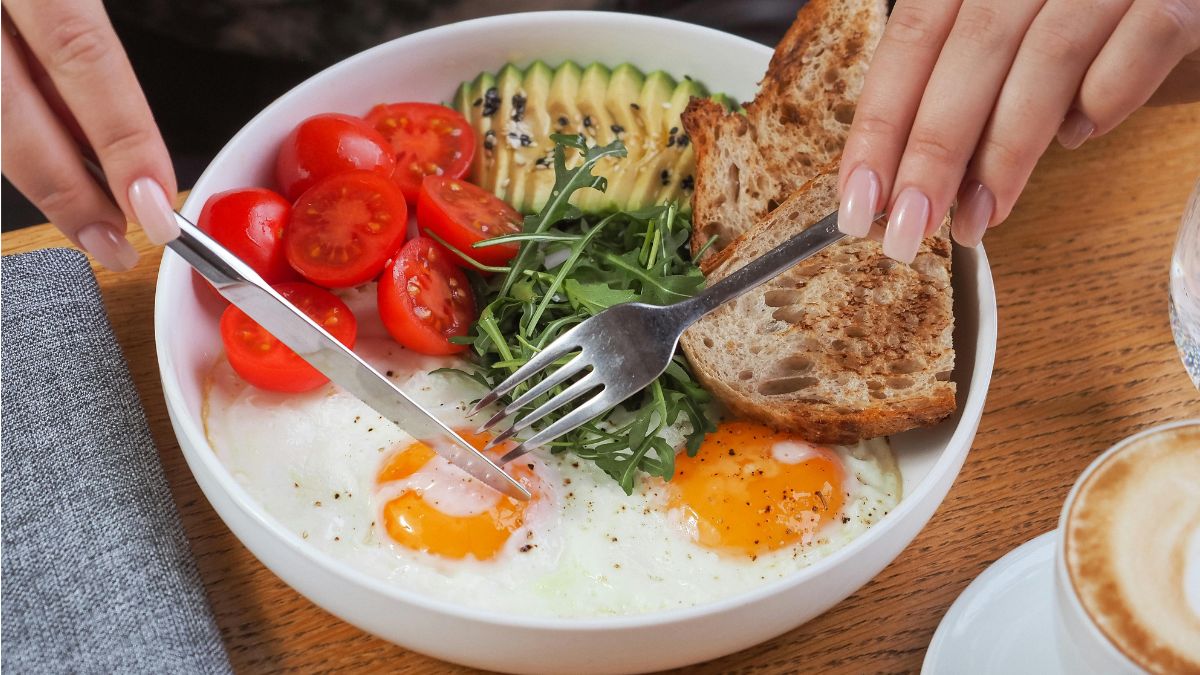 Why Balanced Eating Beats Low-Carb Diets for Long-Term Weight Loss