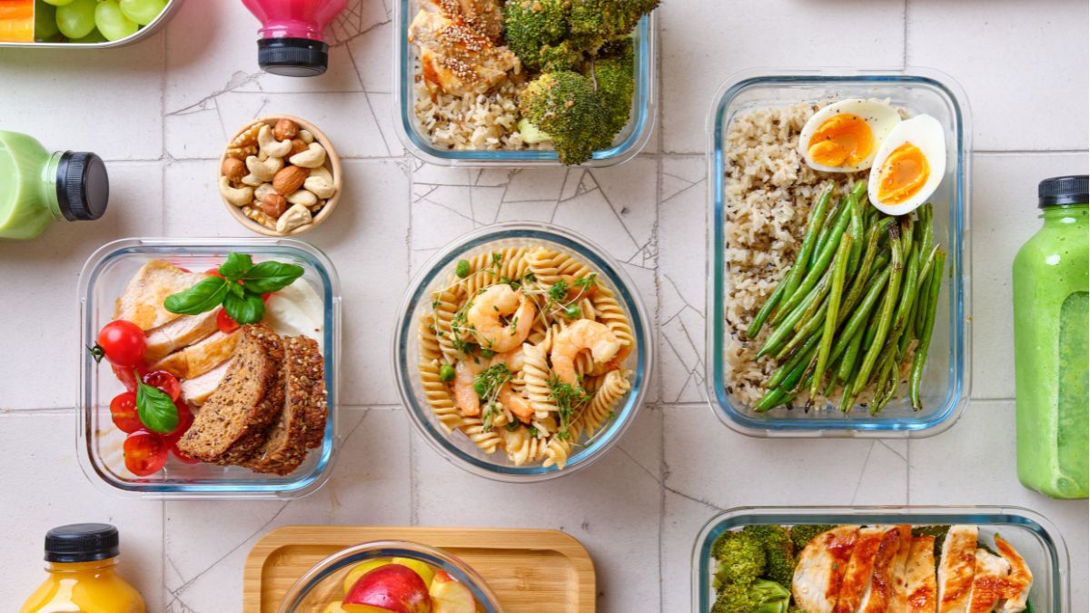 Should You Bank Calories Before a Party? The Truth About Smart Dieting