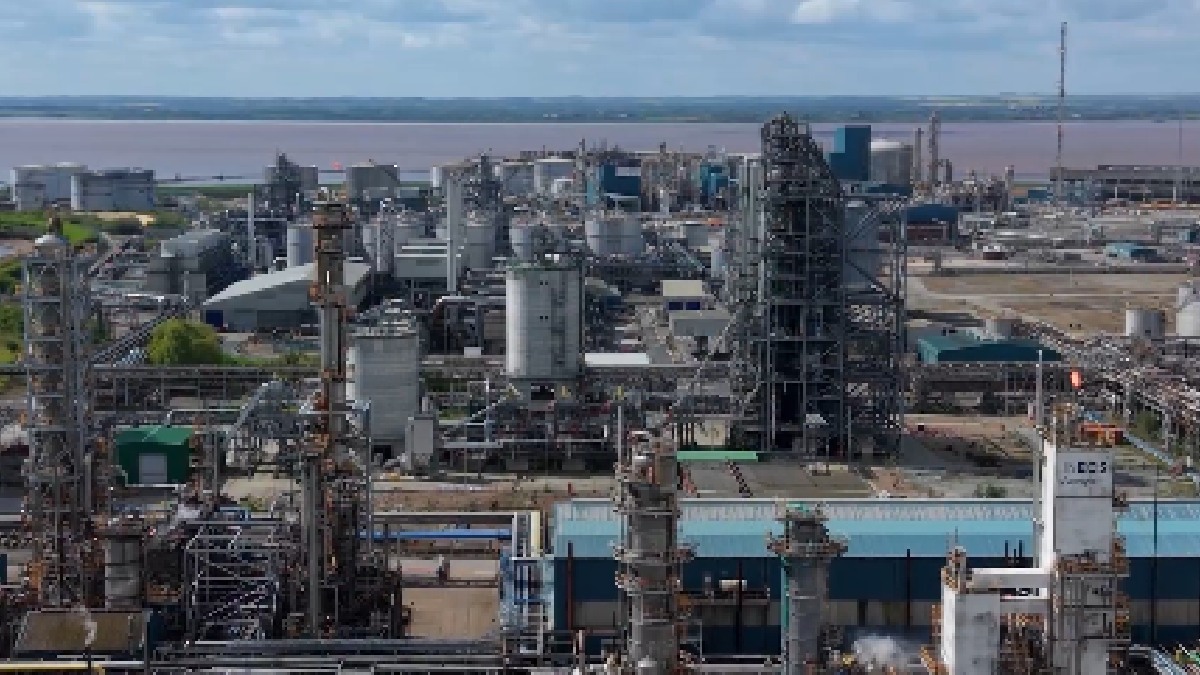 Cabinet Approves ₹3,030 Crore BHAVYA Rasayan Scheme to Build Three Mega Chemical Parks Across India