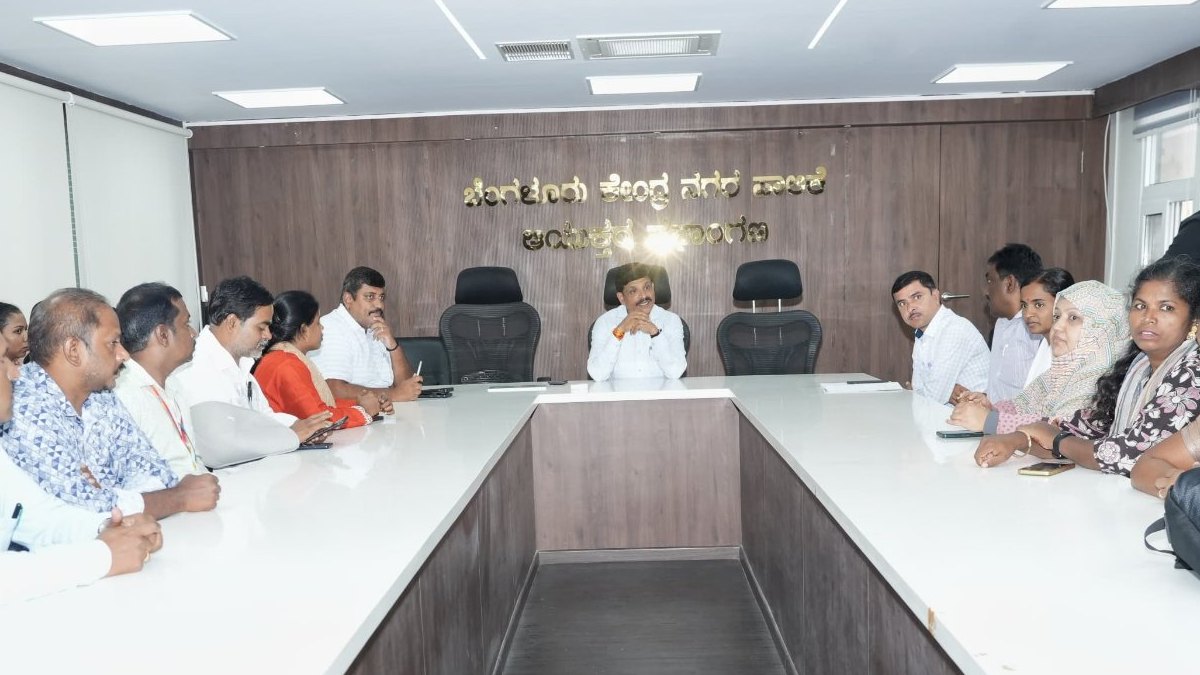 ಮತದಾರರ ಪಟ್ಟಿ ಪರಿಷ್ಕರಣೆ SIR-2026 - ಬೆಂಗಳೂರು ನಗರ ಪಾಲಿಕೆ ಆಯುಕ್ತ ಜಗದೀಶ್ ಜಿ ನೇತೃತ್ವದಲ್ಲಿ ಬಿಎಲ್‌ಒಗಳಿಗೆ ಮಹತ್ವದ ತರಬೇತಿ!!