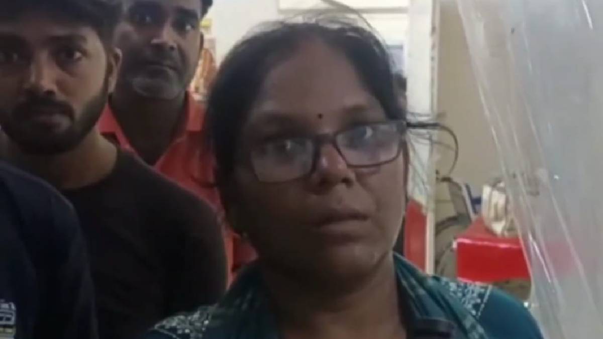 Tragic Highway Horror in Unnao: Three Killed as Bus Runs Over Its Own Passengers After Breakdown