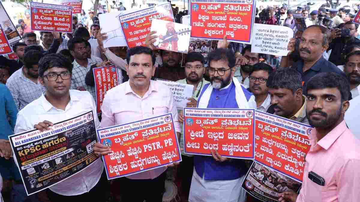 ಕೆಪಿಎಸ್‌ಸಿ ನೇಮಕಾತಿ ಅಕ್ರಮ - ಕಾಂಗ್ರೆಸ್ ಸರ್ಕಾರದ ವಿರುದ್ಧ ಬೀದಿಗಿಳಿದ ಬಿ.ವೈ. ವಿಜಯೇಂದ್ರ, ಸಿಬಿಐ ತನಿಖೆಗೆ ಪಟ್ಟು!!