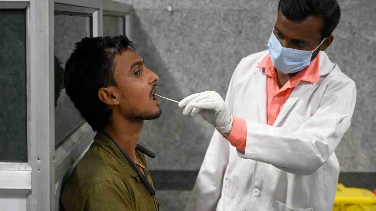Andhra Pradesh Detects Four Cases of Omicron RF.5 Variant; Hospitals Directed to Stay Prepared