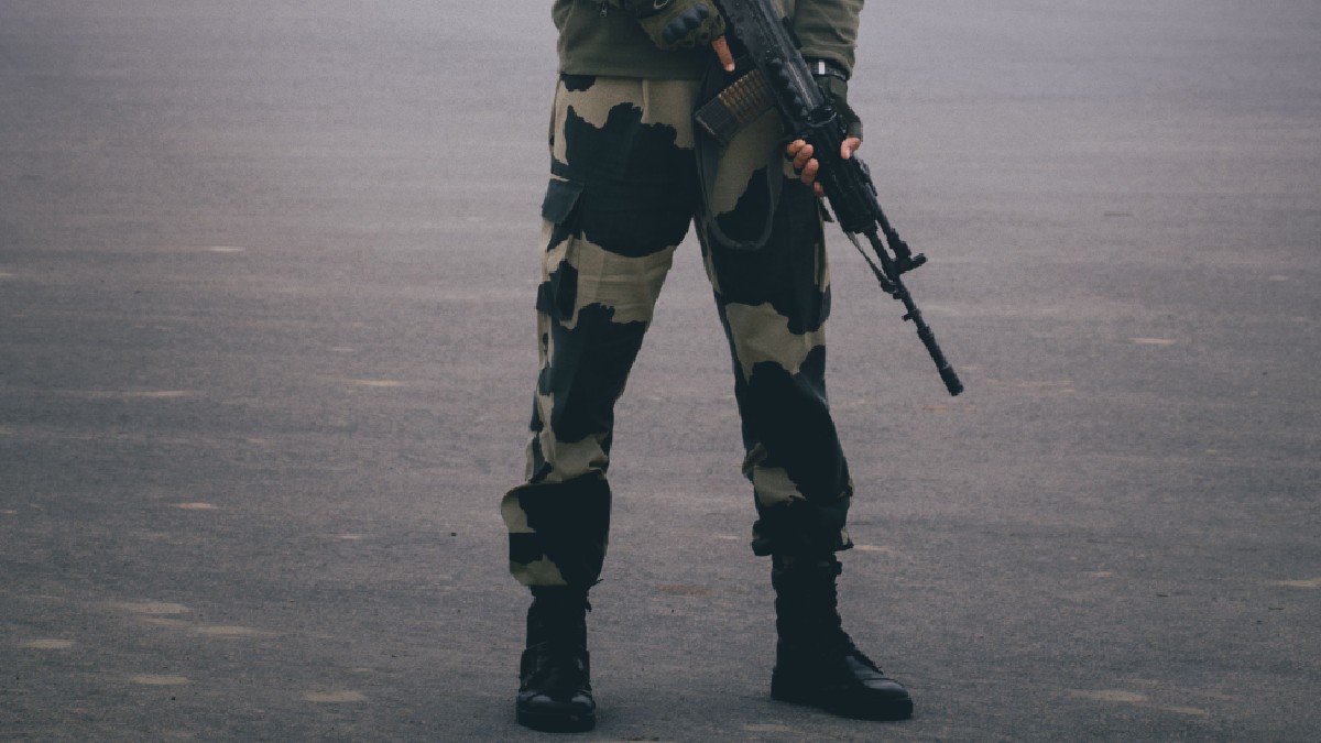 CRPF Jawan Found Dead While on Duty in Delhi's Moti Bagh; Police Probe Underway