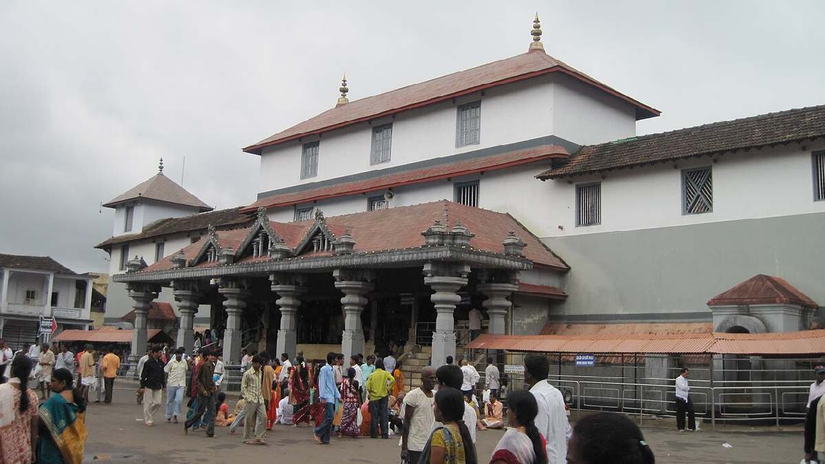 ಬೆಂಗಳೂರಿನಿಂದ ಧರ್ಮಸ್ಥಳ ಪ್ರವಾಸ | Photo Credit: https://en.wikipedia.org