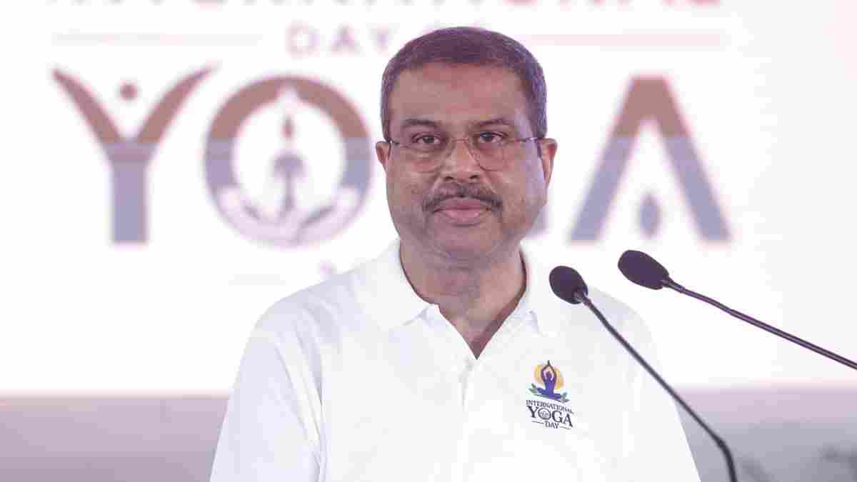 ‘ವೈಯಕ್ತಿಕ ಗೌರವಕ್ಕಿಂತ ಯುವಜನರ ಭವಿಷ್ಯವೇ ಮುಖ್ಯ’ - ರಾಜೀನಾಮೆ ಪತ್ರದಲ್ಲಿ ಧರ್ಮೇಂದ್ರ ಪ್ರಧಾನ್ ಬಿಚ್ಚಿಟ್ಟ ಮಾತುಗಳು!!