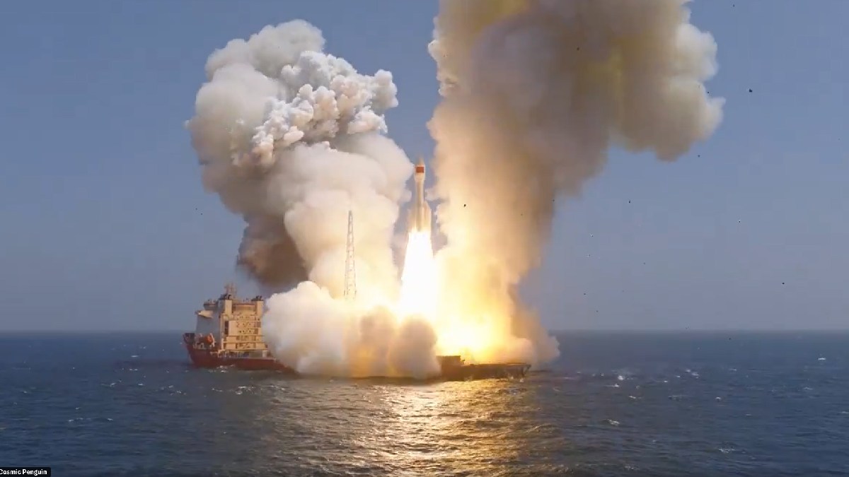 China Launches Gravity-1 Rocket from East China Sea, Sends Nine Satellites into Orbit