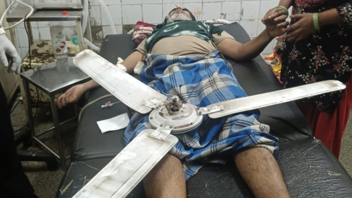 42-Year-Old Patient Dies Hours After Ceiling Fan Falls on Him at Delhi's Guru Teg Bahadur Hospital | Photo Credit: https://x.com/KailashVashi