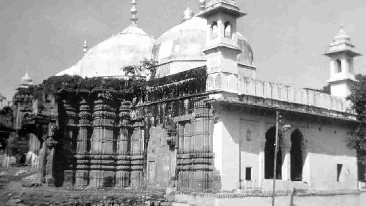 Shiv Sena Demands Ban on Namaz at Gyanvapi Mosque During Shravan Month, Warns of Protest