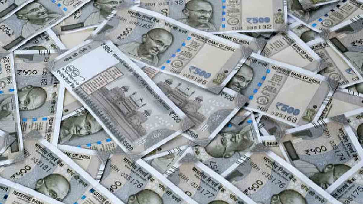 Karnataka Approves 10,000 Bharat Jodo Yuva Sanghas with ₹1,010 Crore Budget | Photo Credit: canva