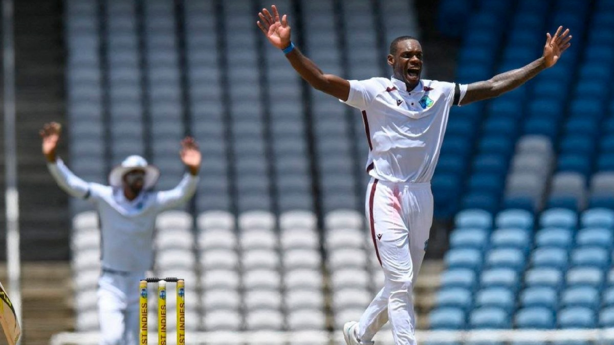 Justin Greaves Makes Test History with 5 Consecutive Wicket Maidens vs Pakistan