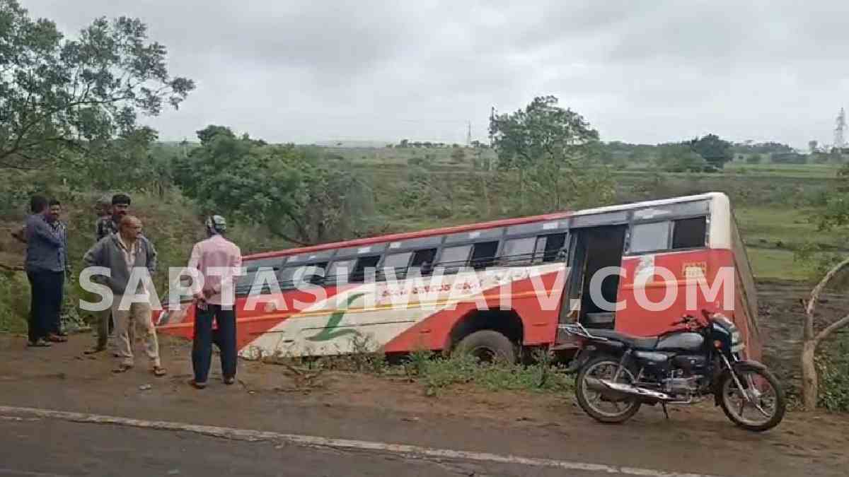 KKRTC Bus Overturns Near Mahagaon in Kalaburagi