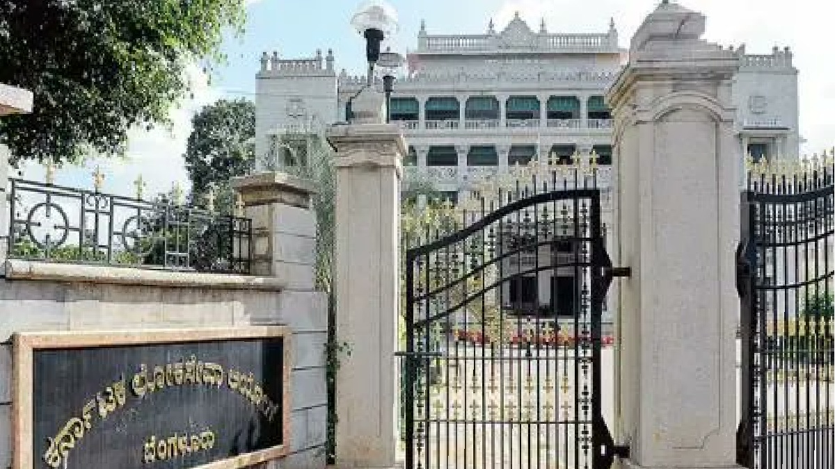 KPSC ಹಗರಣಕ್ಕೆ ಹೊಸ ತಿರುವು -  ಎರಡು ಜಿಲ್ಲೆಗಳಲ್ಲಿ 120 ಎಕರೆ ಭೂ ಖರೀದಿ ಆರೋಪ, ಸಾಹುಕಾರನ ವಿರುದ್ಧ ಮತ್ತೊಂದು ದೂರು!!