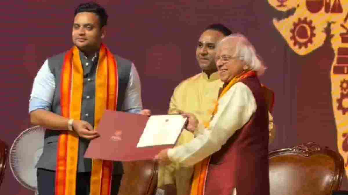 ರೈತರಿಗೆ 'ಕೃಷಿ ಋಷಿ' ಗೌರವ, 7 ಗಣ್ಯರಿಗೆ ಡಾಕ್ಟರೇಟ್ - ಸತ್ಯ ಸಾಯಿ ಸಂಸ್ಥೆಯ ಐತಿಹಾಸಿಕ ಹೆಜ್ಜೆ!!
