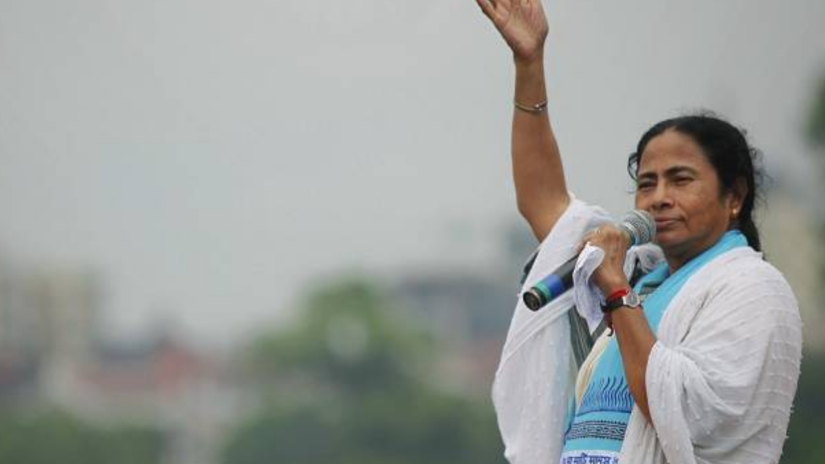 ED Raids TMC-Linked Premises in Kolkata Over Alleged ₹150 Crore Fund Diversion