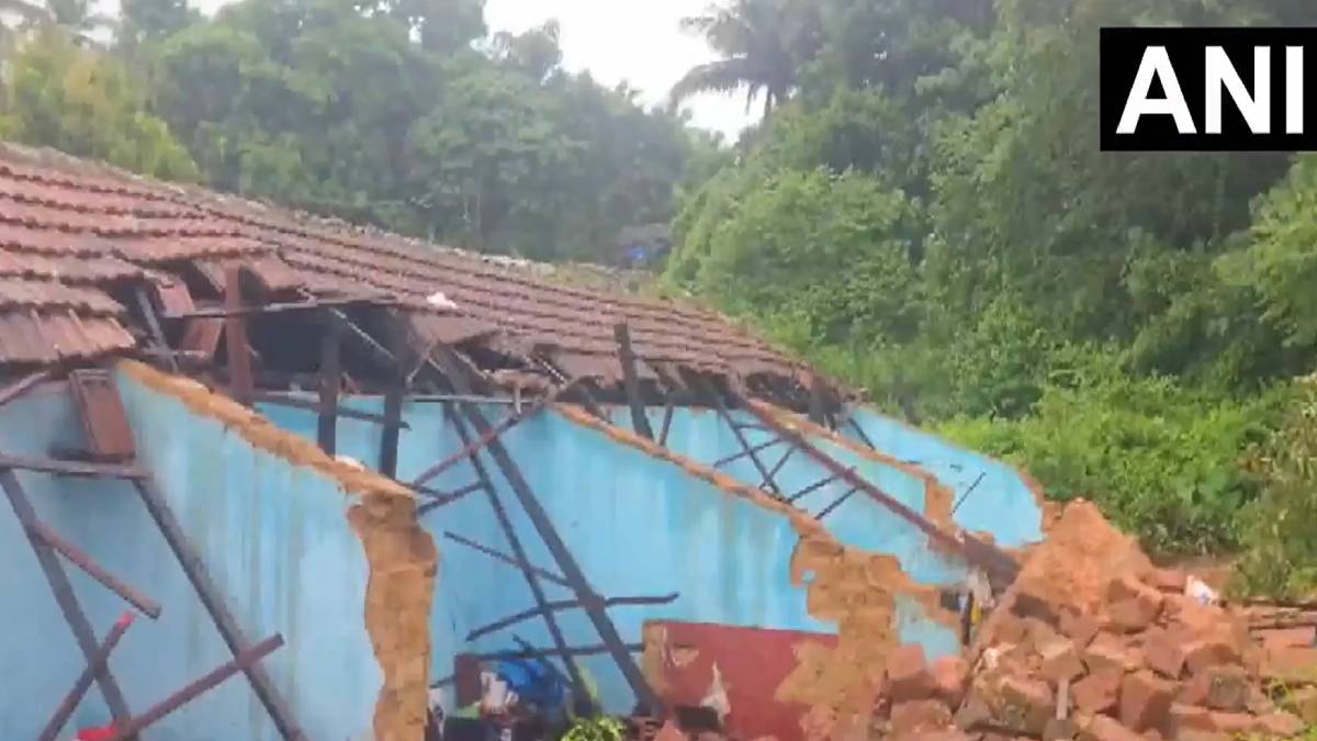 Mangaluru Landslide Tragedy: Three Killed After Hill Collapses on House While Family Slept