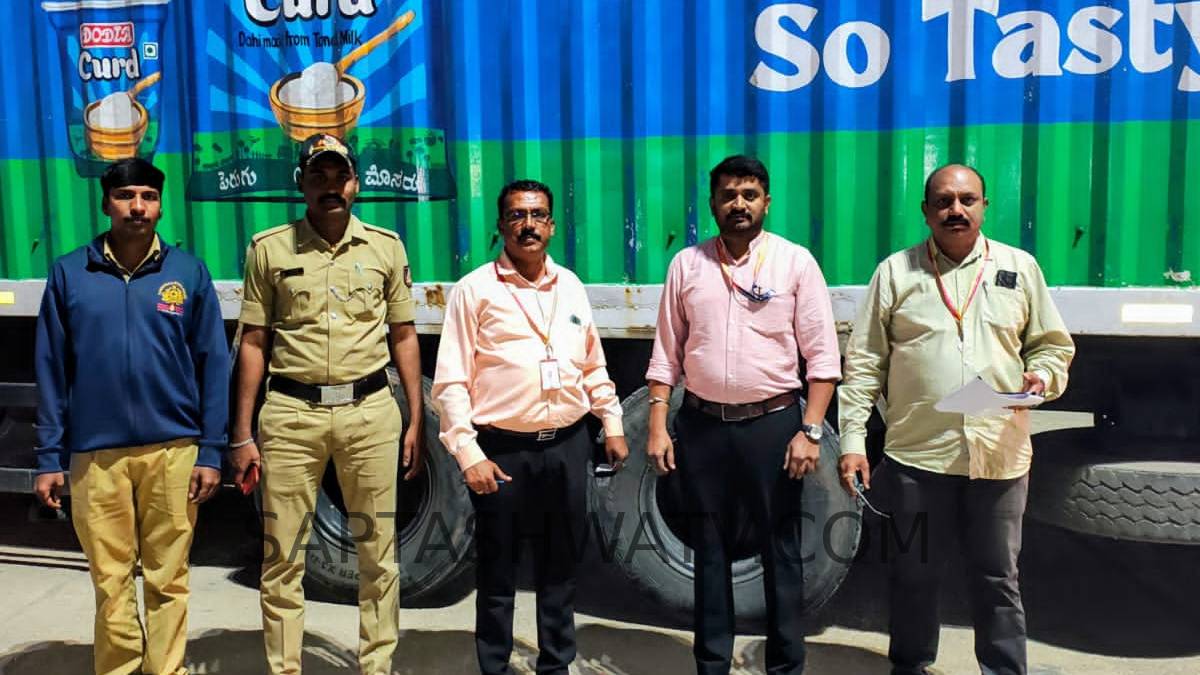 ಆರೋಗ್ಯ ಸಚಿವ ಯು.ಟಿ.ಖಾದರ್ ಸಾರಥ್ಯದಲ್ಲಿ ಬಿಗ್ ಆಪರೇಷನ್ - ಬೆಂಗಳೂರಿಗೆ ಸರಬರಾಜಾಗುತ್ತಿದ್ದ ನಕಲಿ ಹಾಲಿನ ದಂಧೆ ಬಯಲು!!