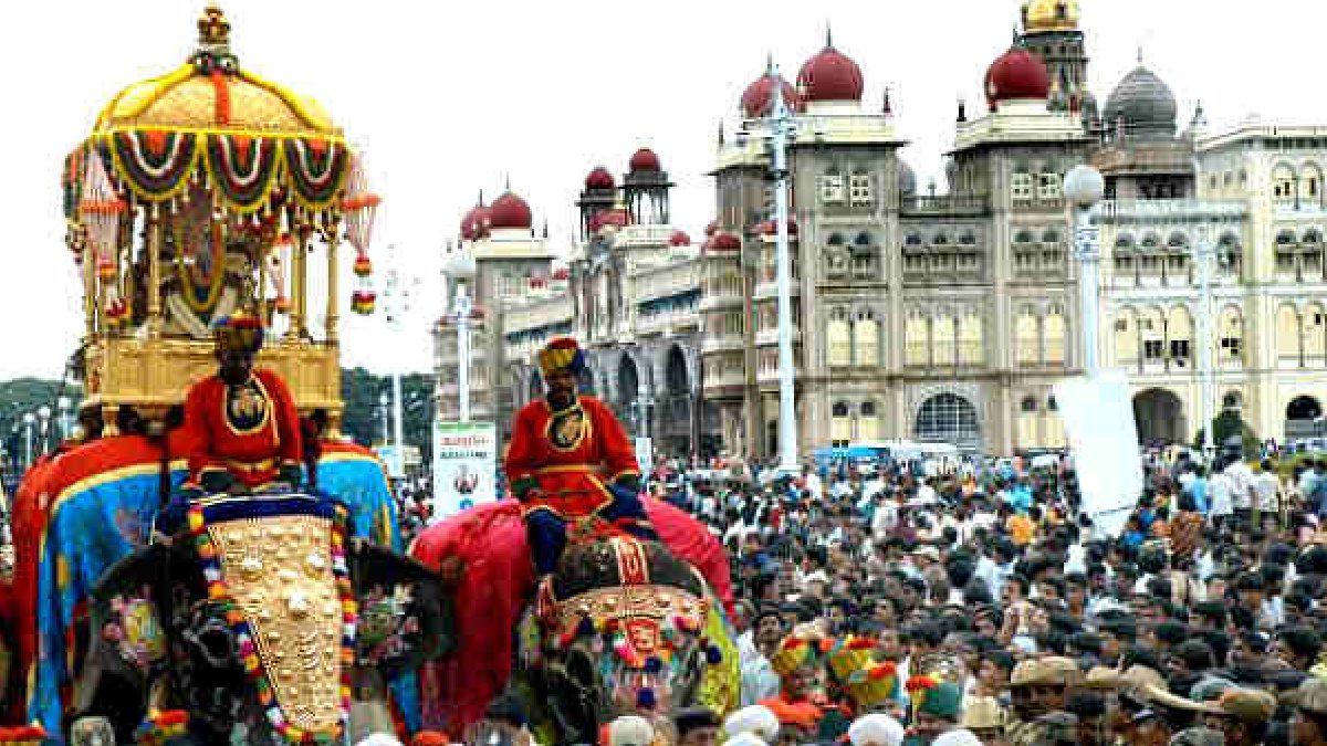 Mysuru Dasara 2026 to Get Major Revamp: Big Relief for Gold Card Holders, New Attractions Planned
