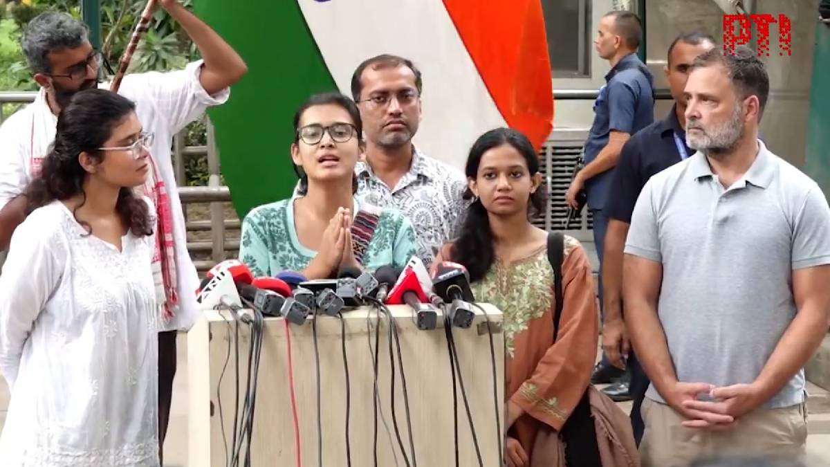 AISA President Neha Bora Backs Rahul Gandhi's Demands, Calls for Dharmendra Pradhan's Resignation