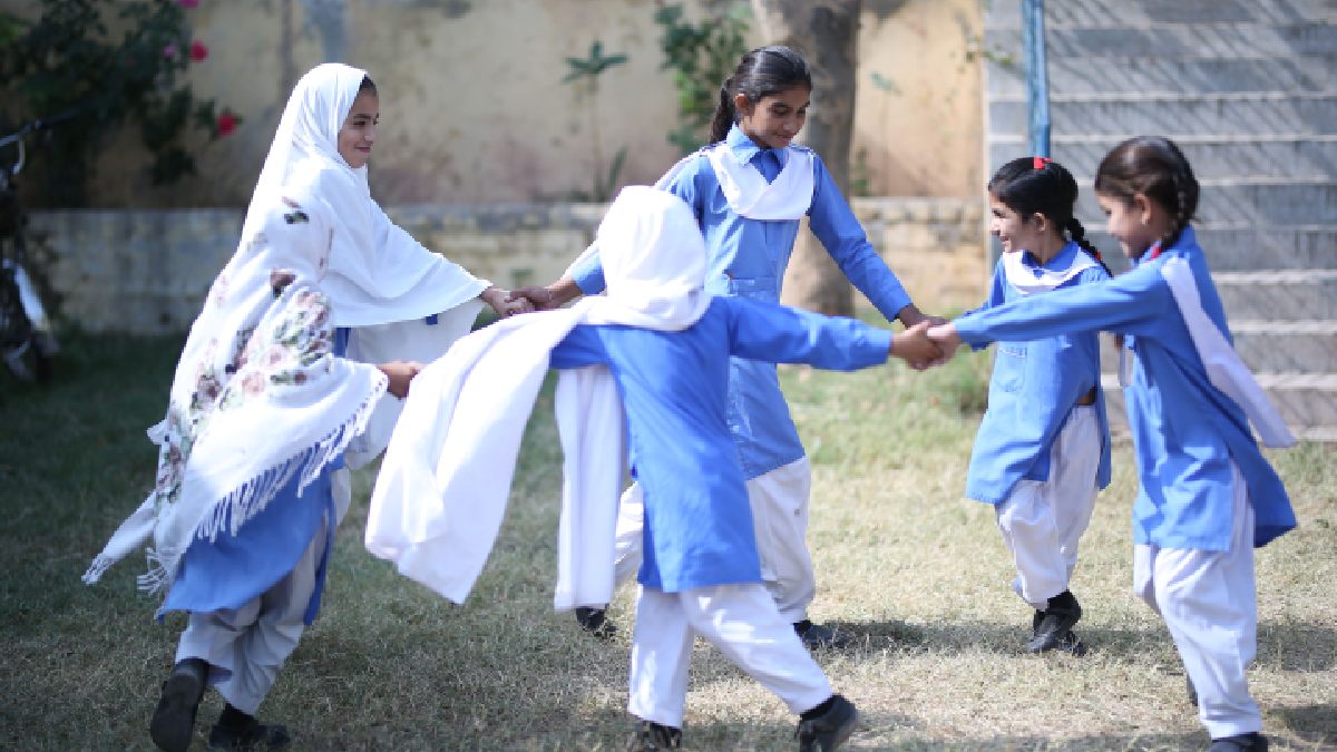 Pakistan Education Crisis | Photo Credit: pexels.com