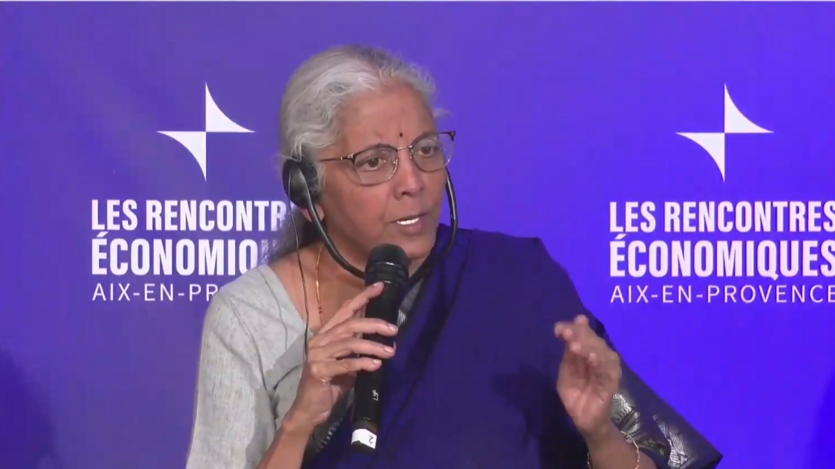 Nirmala Sitharaman Says India’s Middle Class Will Drive 93% of Consumer Spending