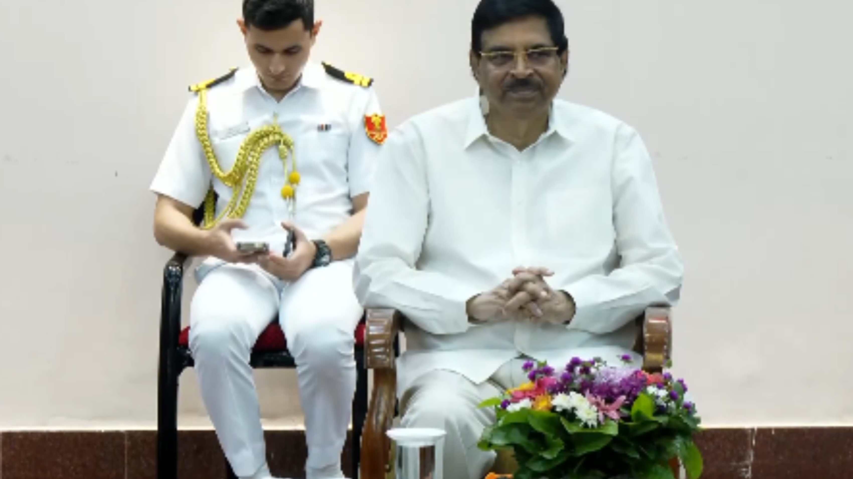 Odisha Governor Dr Hari Babu Kambhampati Urges OAS Probationers to Uphold Integrity in Public Service