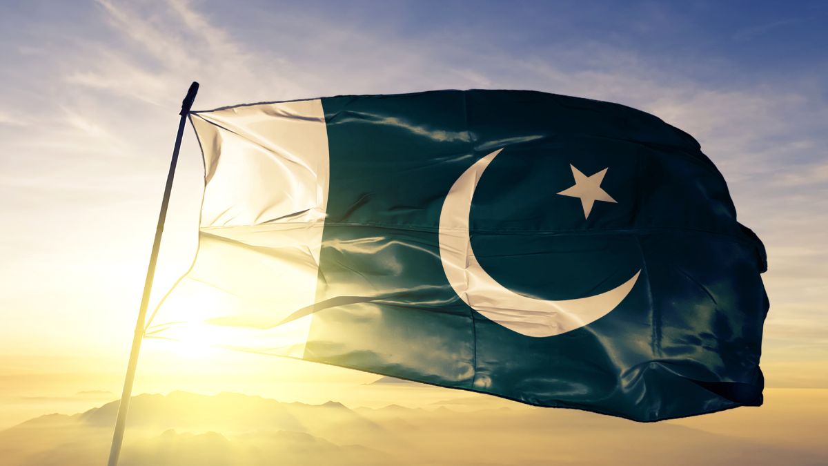 DSP Among 7 Policemen Killed as Militants Storm Pakistan Checkpost