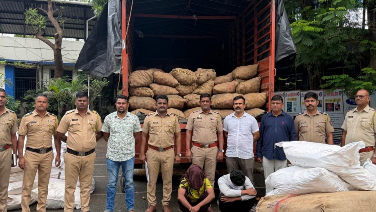Palghar Police Seize Banned Gutka Worth ₹28 Lakh on Mumbai-Ahmedabad Highway, Two Arrested