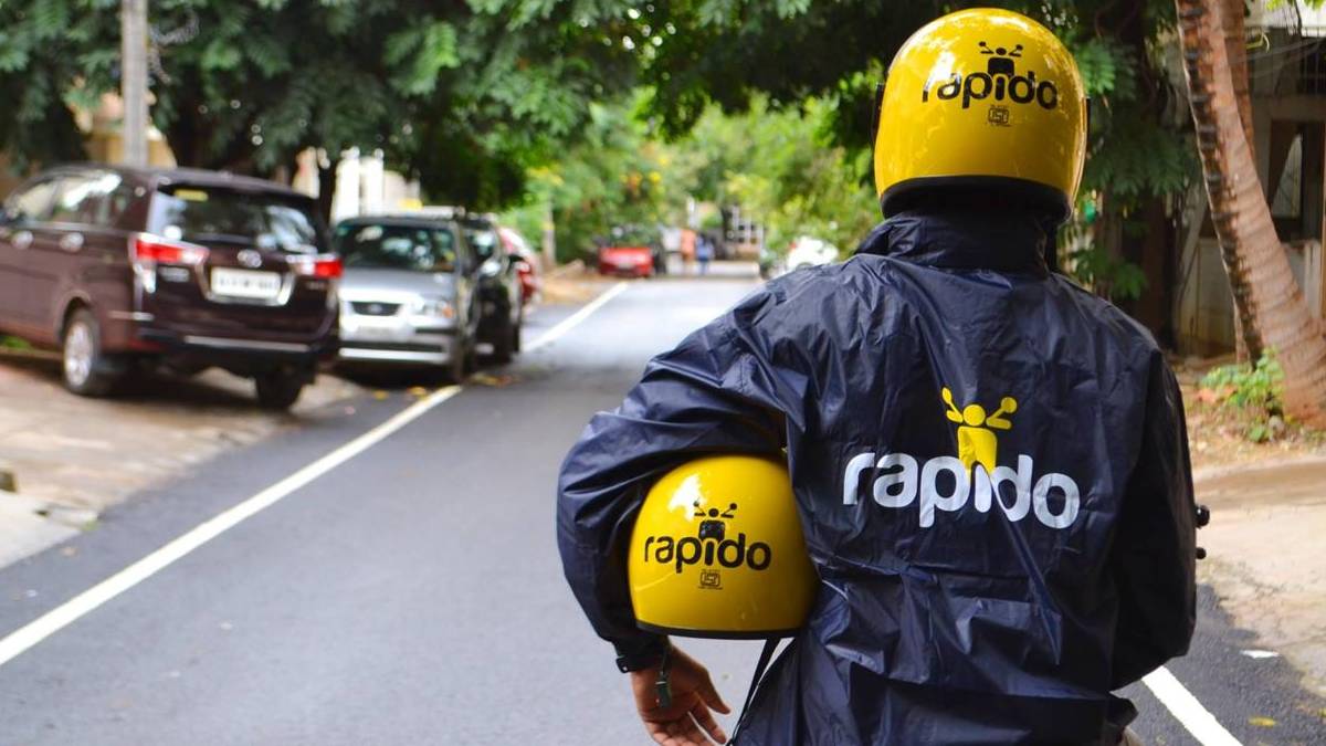 Hyderabad Rapido Rider Stays Calm as Fare Dispute Escalates, Video Sparks Online Debate