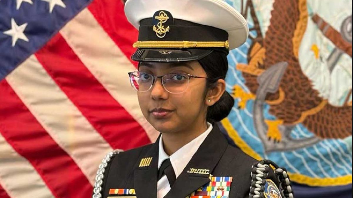 Riddhi Chauhan: Indian American Teen Joins US Naval Academy | Photo Credit: x.com/EPARDAFAS