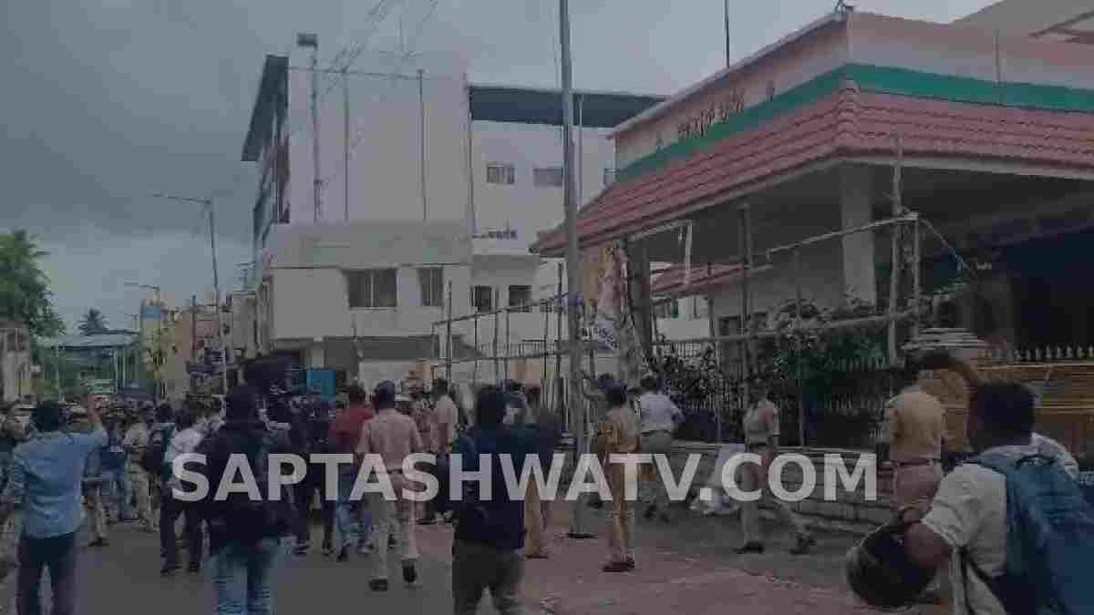 ಶಿವಮೊಗ್ಗದಲ್ಲಿ ತಾರಕ್ಕೇರಿದ ಬಿಜೆಪಿ-ಕಾಂಗ್ರೆಸ್ ಸಮರ
