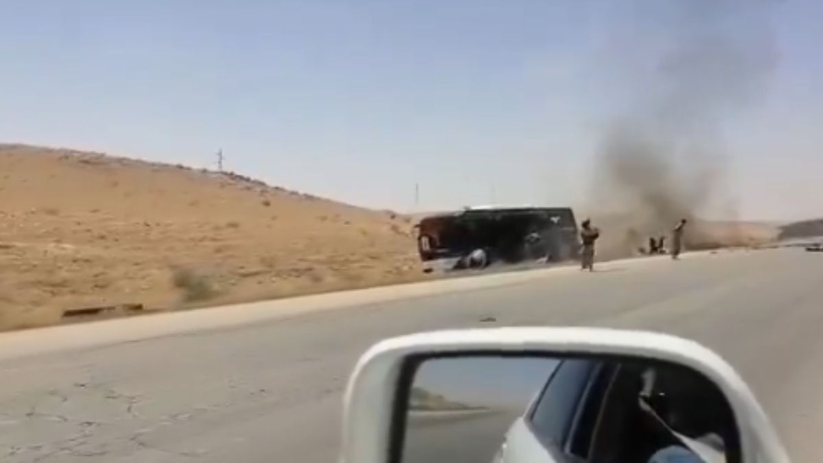 Syria Bus Crash: At Least 35 Killed After Two Buses Collide, Several Others Injured | Photo Credit: https://x.com/ReporterSyrien