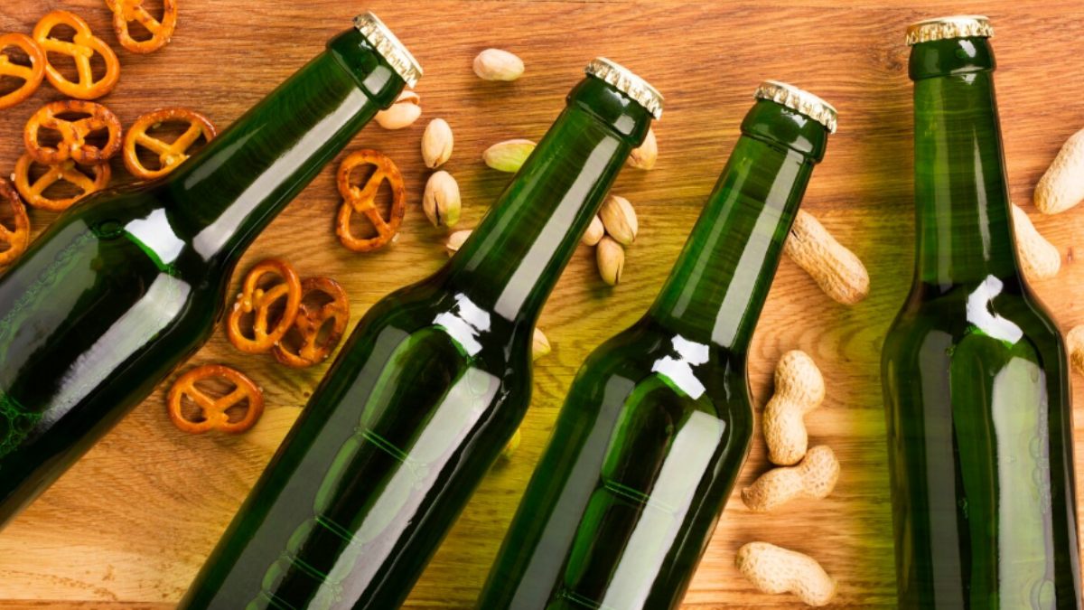Tasmac Considers ₹10 Refundable Deposit on Liquor Bottles, Informs Madras High Court