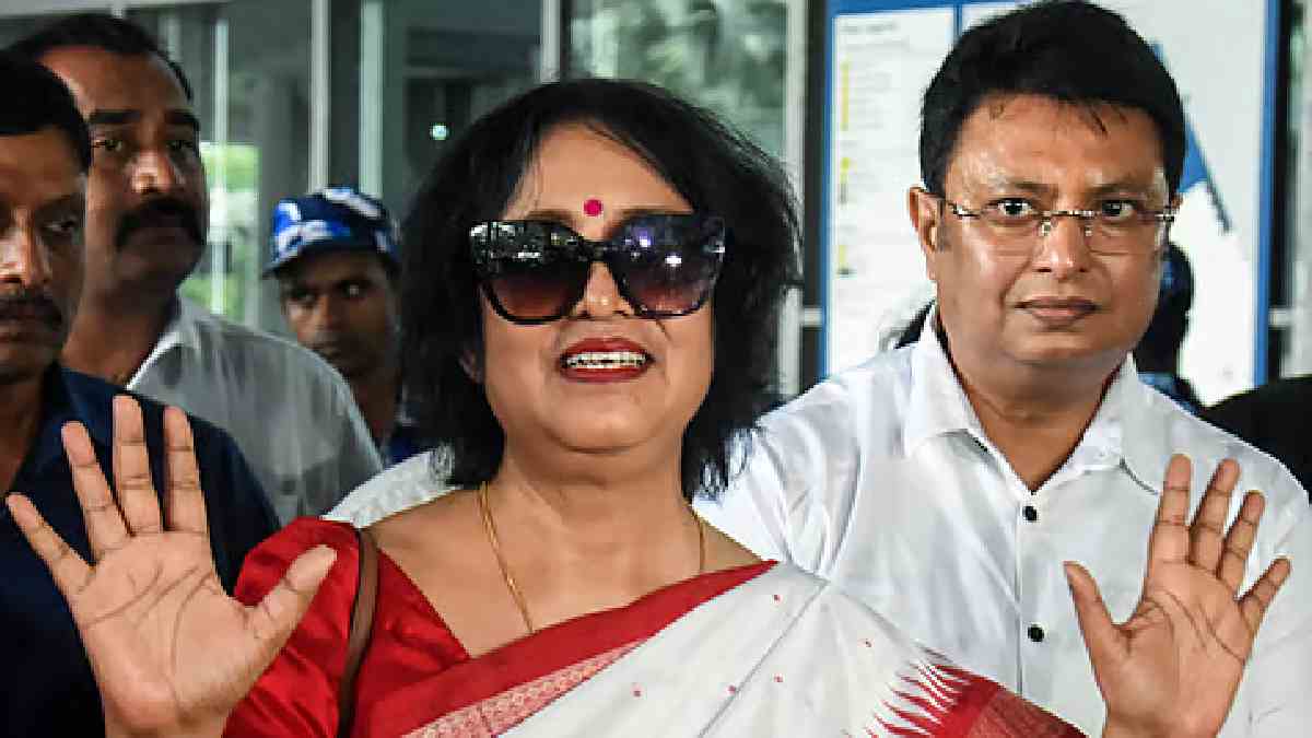 Taslima Nasreen Returns to Kolkata After 19 Years, Calls the City Her ‘Home’