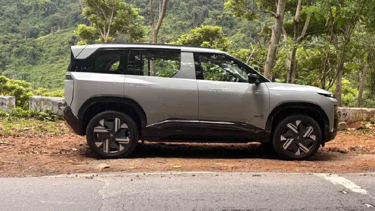 Tata Sierra EV Deliveries Begin Weeks After Launch; First Customer Receives SUV in Ahmedabad