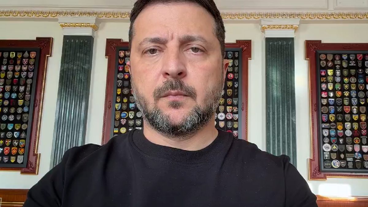 Zelenskyy Urges US to Let Ukraine Build Patriot Missiles as Russia Intensifies Air Strikes