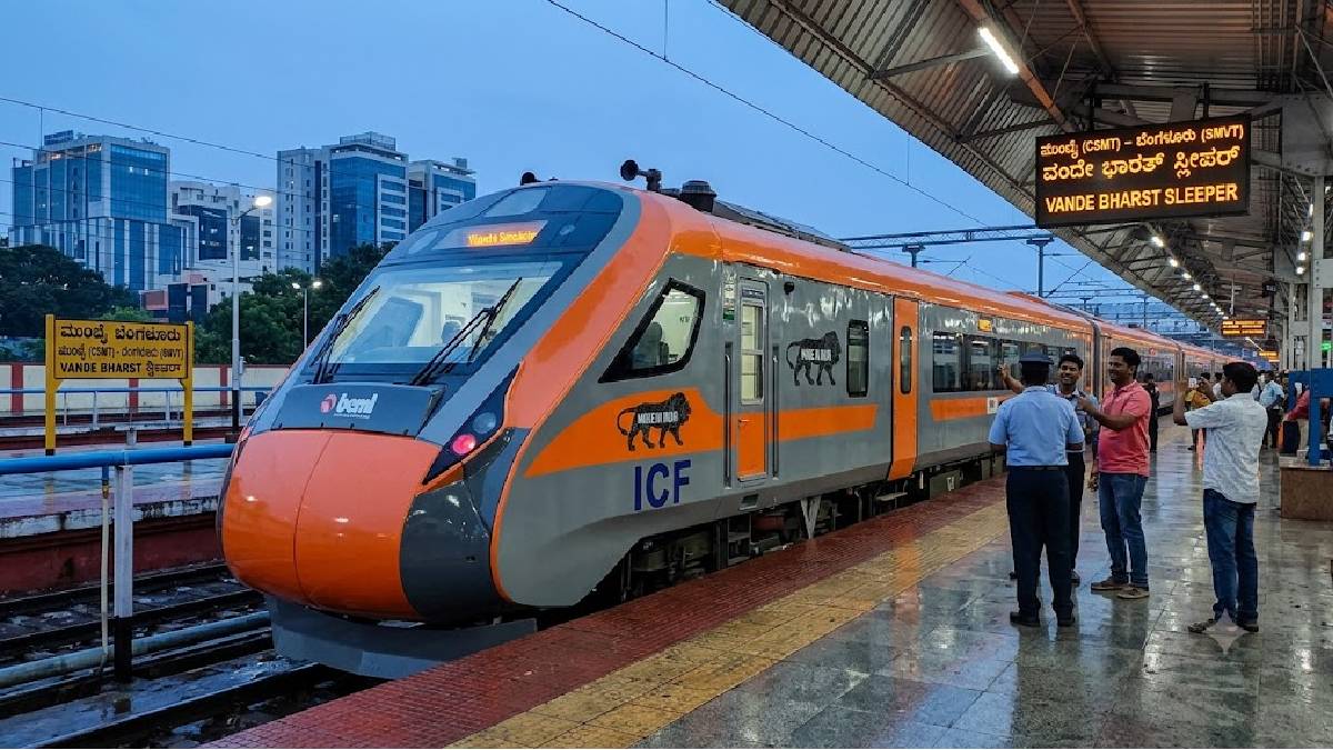 ಸಿಲಿಕಾನ್ ಸಿಟಿ ಟು ವಾಣಿಜ್ಯ ನಗರಿ - ಹಳಿ ಏರಲು ಸಿದ್ಧವಾಯ್ತು ಬೆಂಗಳೂರು-ಮುಂಬೈ 'ವಂದೇ ಭಾರತ್ ಸ್ಲೀಪರ್' ರೈಲು!!
