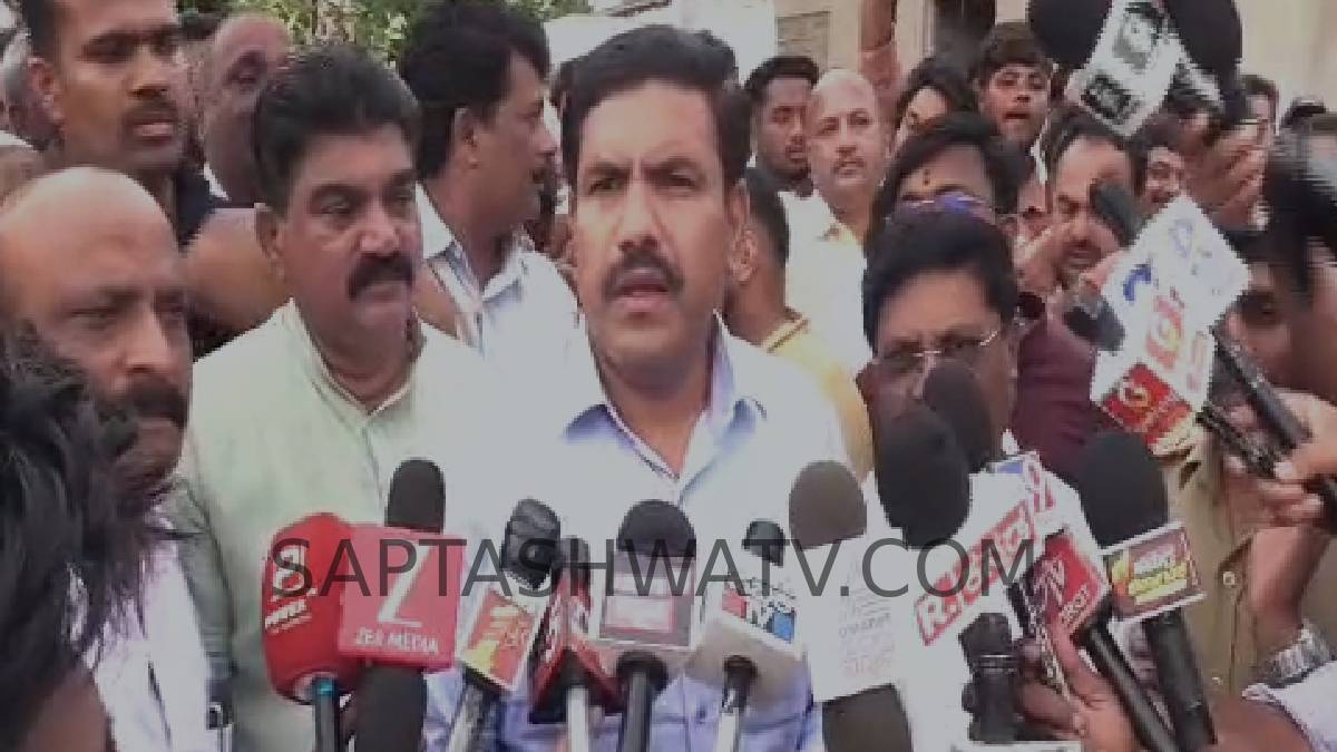 ನಾವು ಭಾರತದಲ್ಲಿದ್ದೇವೋ, ಪಾಕಿಸ್ತಾನದಲ್ಲಿದ್ದೇವೋ ಅನುಮಾನ ಬರ್ತಿದೆ! - ಬಿ.ವೈ. ವಿಜಯೇಂದ್ರ ತೀವ್ರ ಆಕ್ರೋಶ!!