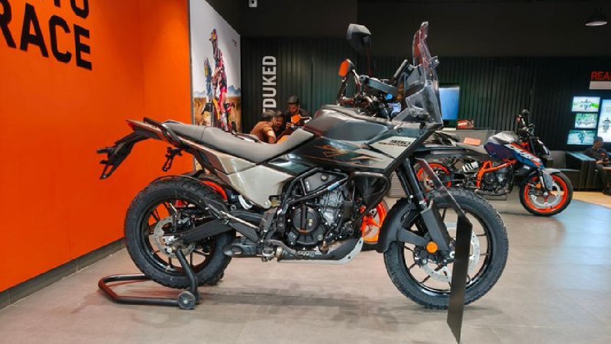 2026 KTM 390 Adventure in new Black colour | Photo Credit: https://x.com/motorbikejp