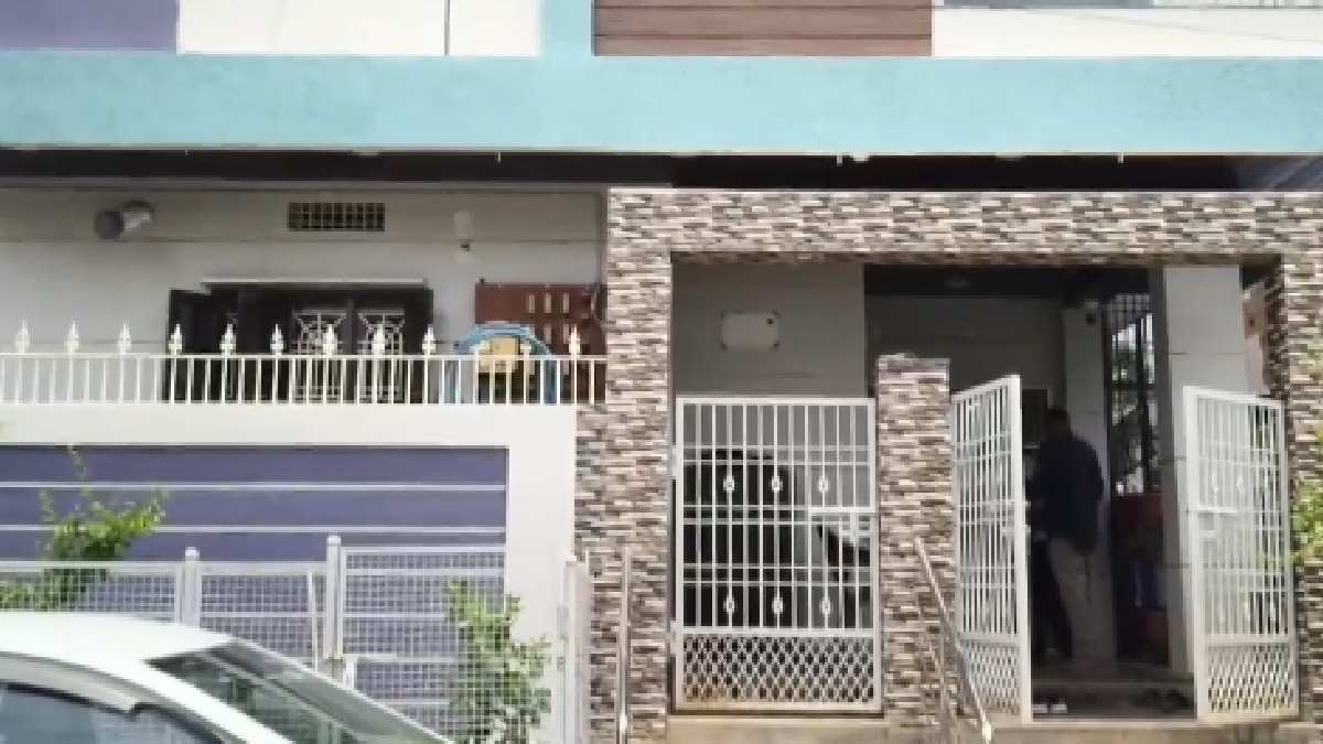 ACB Raid in Nandyala: Assets Worth ₹2.80 Crore Found at Senior Assistant's Residence