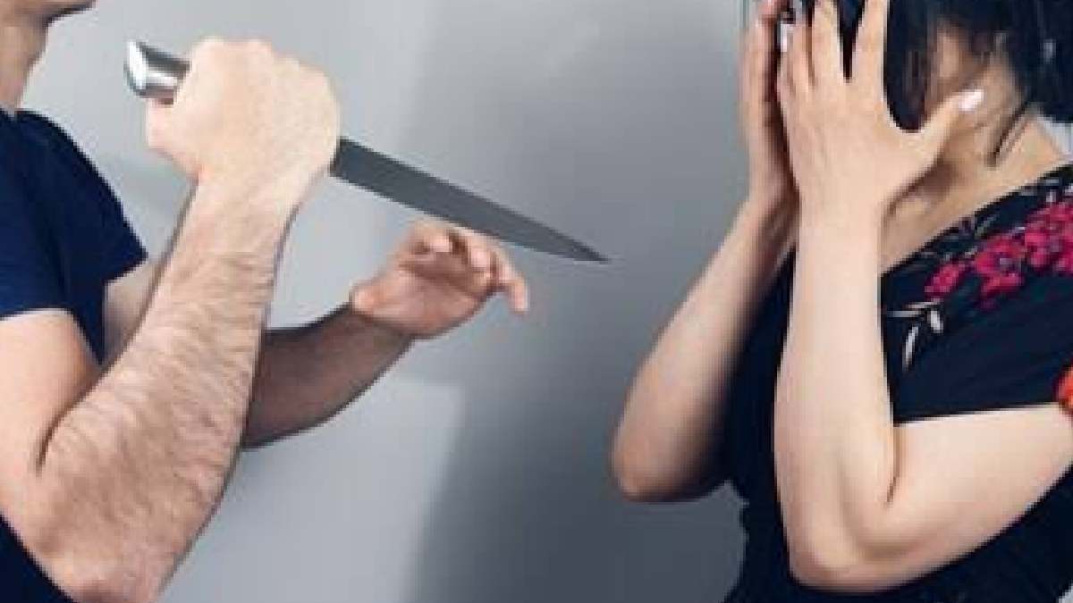 Anantapur Shocker: Homeopathy Doctor Allegedly Attacks School Teacher, Slashes Her Throat