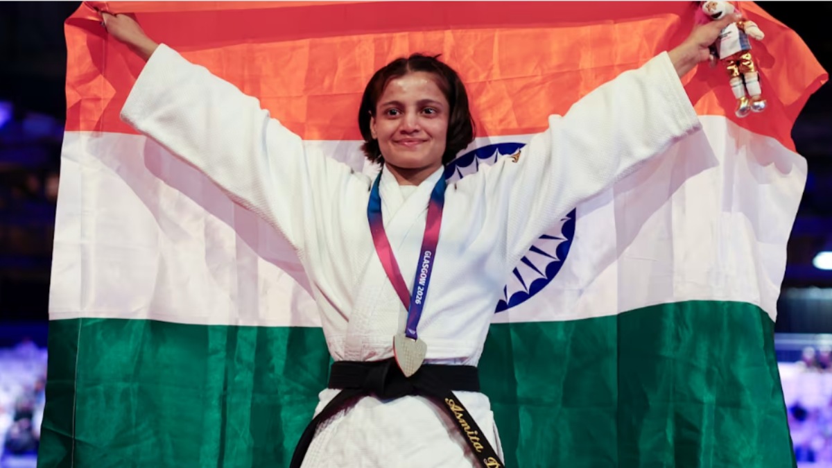 CWG Gold Medallist Asmita Dey Faces Criticism Over Uttar Pradesh Sports Benefits Eligibility | Photo Credit: https://www.olympics.com/