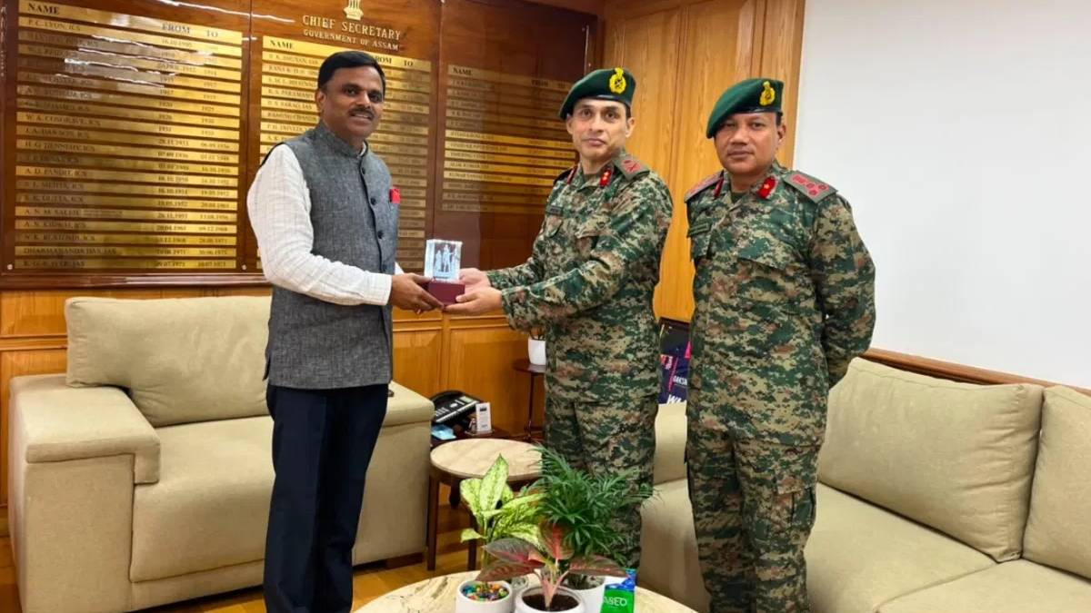 Assam Rifles Leadership Meets Top Assam Officials to Strengthen Security Coordination