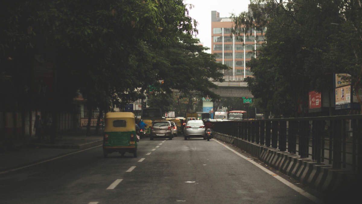 Bengaluru Woman Spends Nearly 1 Hour Booking Ola, Uber and Rapido, Internet Reacts