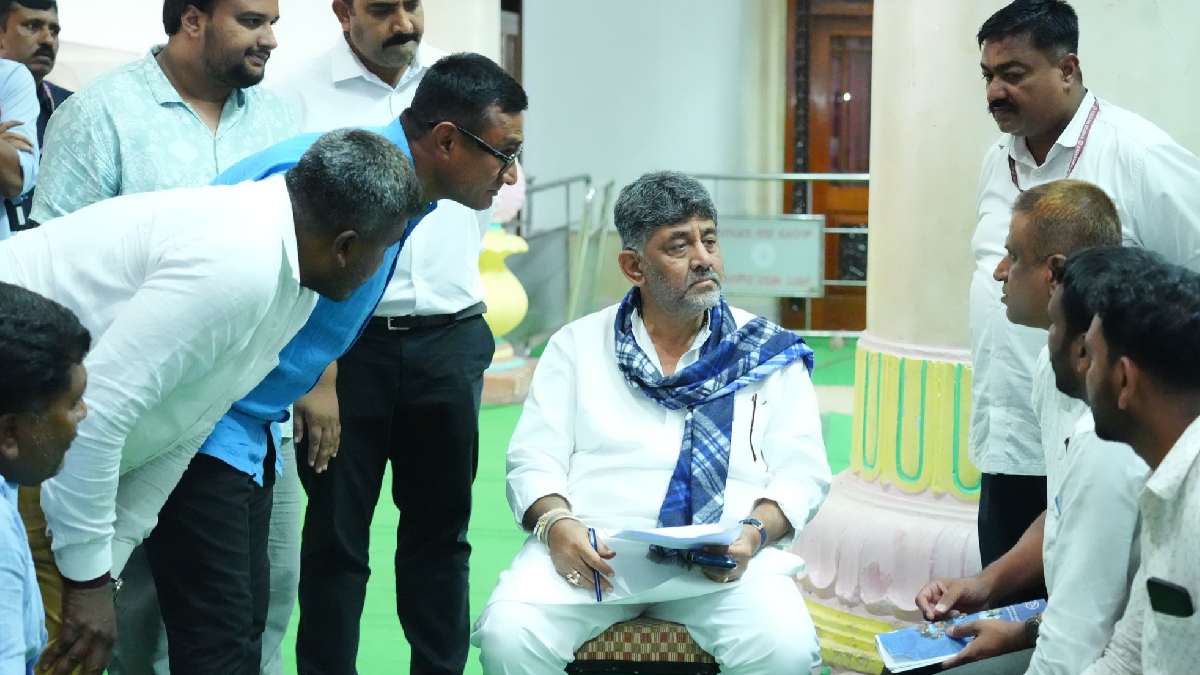 ಬಿಡದಿ ಟೌನ್‌ಶಿಪ್‌ಗೆ ಭೂಮಿ ನೀಡಲು ಸಿದ್ಧ- ಸಿಎಂ ಮುಂದೆ ರೈತರ ಬೇಡಿಕೆ!!