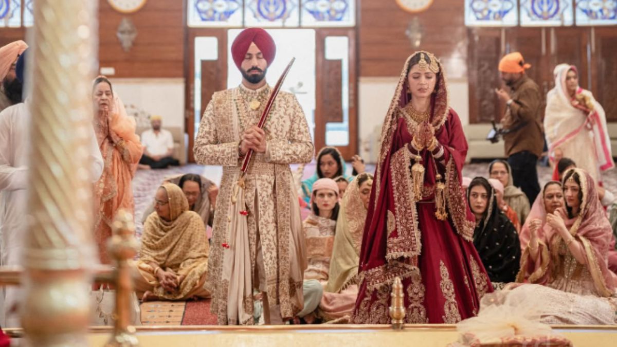 KKR star Ramandeep Singh ties the knot with Kaisi Yeh Yaariyan actor Charlie Chauhan in traditional Punjabi wedding